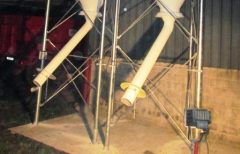 Barre de soutien galvanisée pour vidange déportée extérieur avec 2X étriers 4